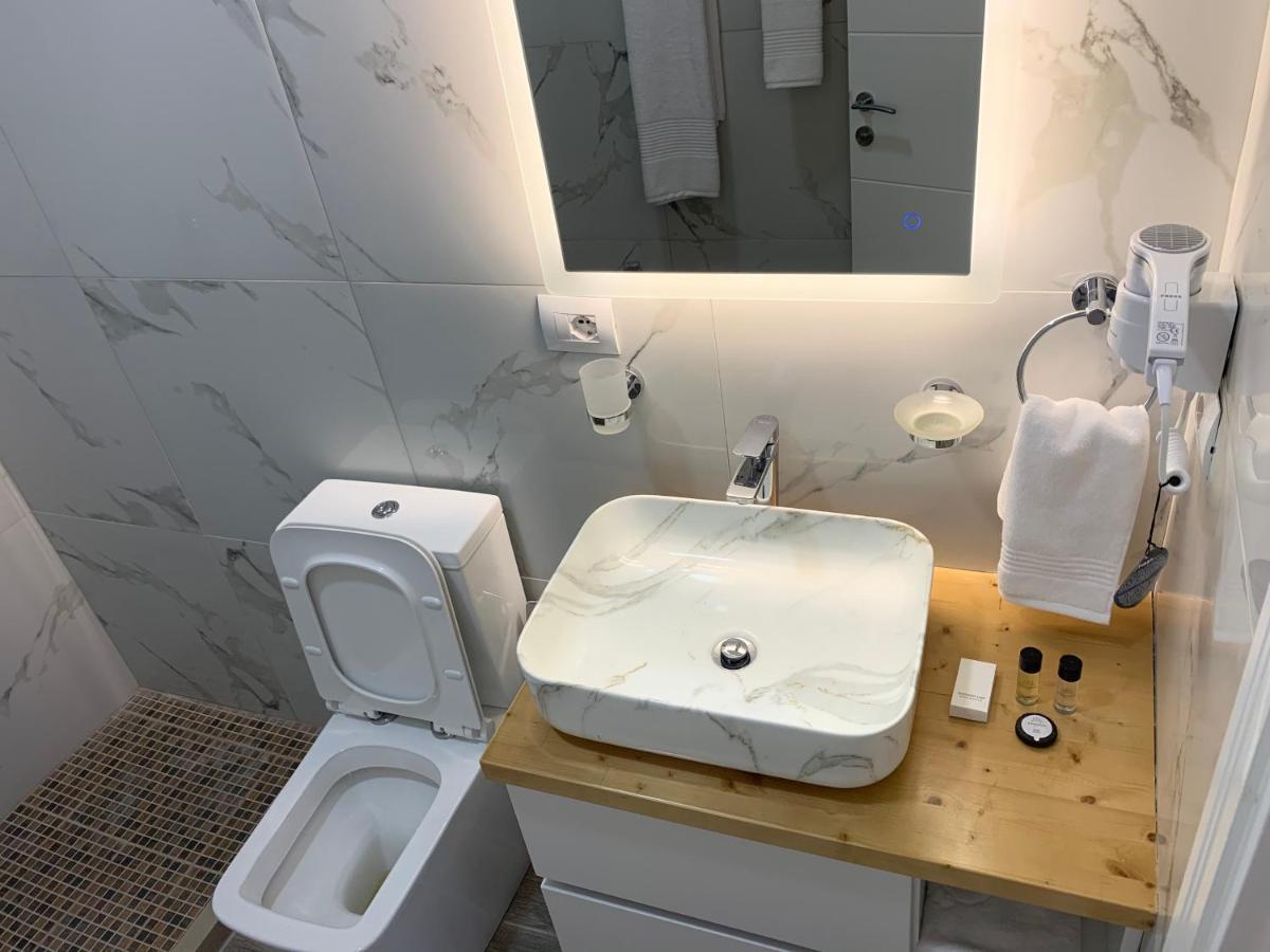Belux Hotel 티라나 외부 사진